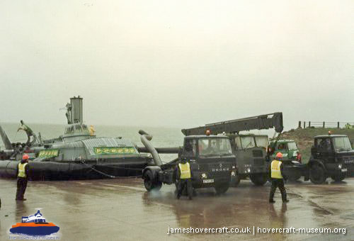 BH7 being moved to The Hovercraft Museum -  (credit: The <a href='http://www.hovercraft-museum.org/' target='_blank'>Hovercraft Museum Trust</a>).
